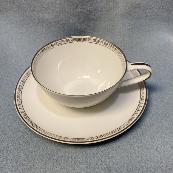 NORITAKE SILVER KEY NORITAKE CHINA PATTERN 5941 Flat Cup and Saucer Set - Picture 10 of 12